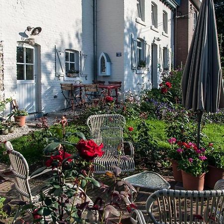 Puurteuven B&B Tussen Kunst En Natuur フーレン エクステリア 写真